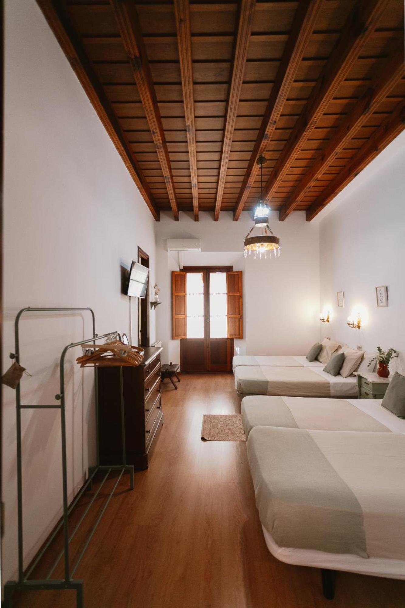 Komodo Casa Maravillas Rooms Sevilla Exterior foto